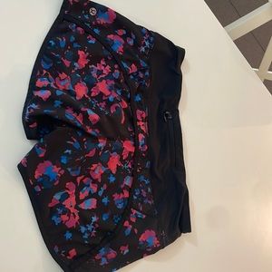 Lululemon Speed Up Short Size 6